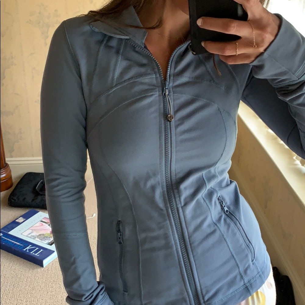 Lulu Lemon Speed Jacket in Gray